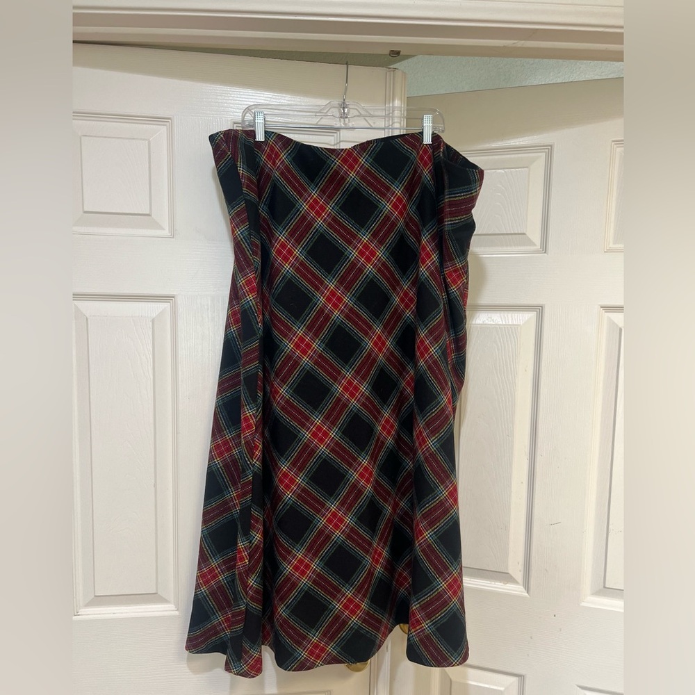 Multicolored Plaid Midi A- Line wool blend Skirt Preppy work smart whimsical 28